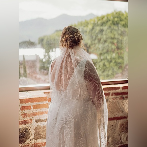 Artemis Bridal Margot Veil - Picture 6 of 10